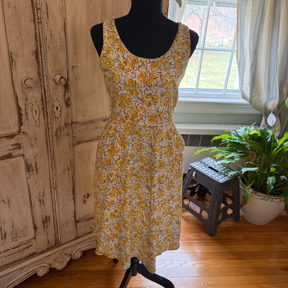 PACT Reverie Yellow Floral Jolene Tie Back Midi dress. Organic Cotton. Medium.